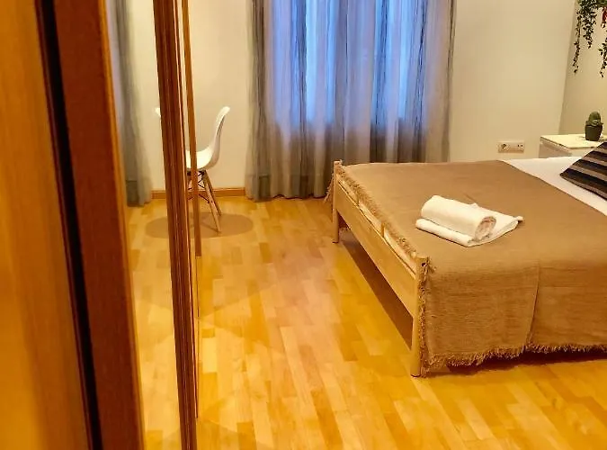 Apartamento Oupen De Dor - Virgenes El Pilar Saragoça